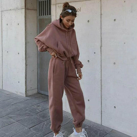 Women Warm Hoodie and Pants Set - muscleflexzone