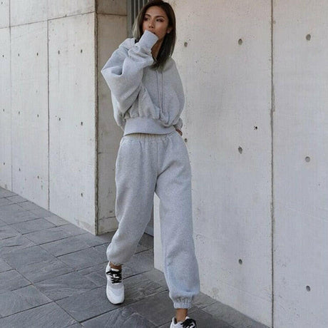 Women Warm Hoodie and Pants Set - muscleflexzone