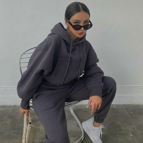 Women Warm Hoodie and Pants Set - muscleflexzone